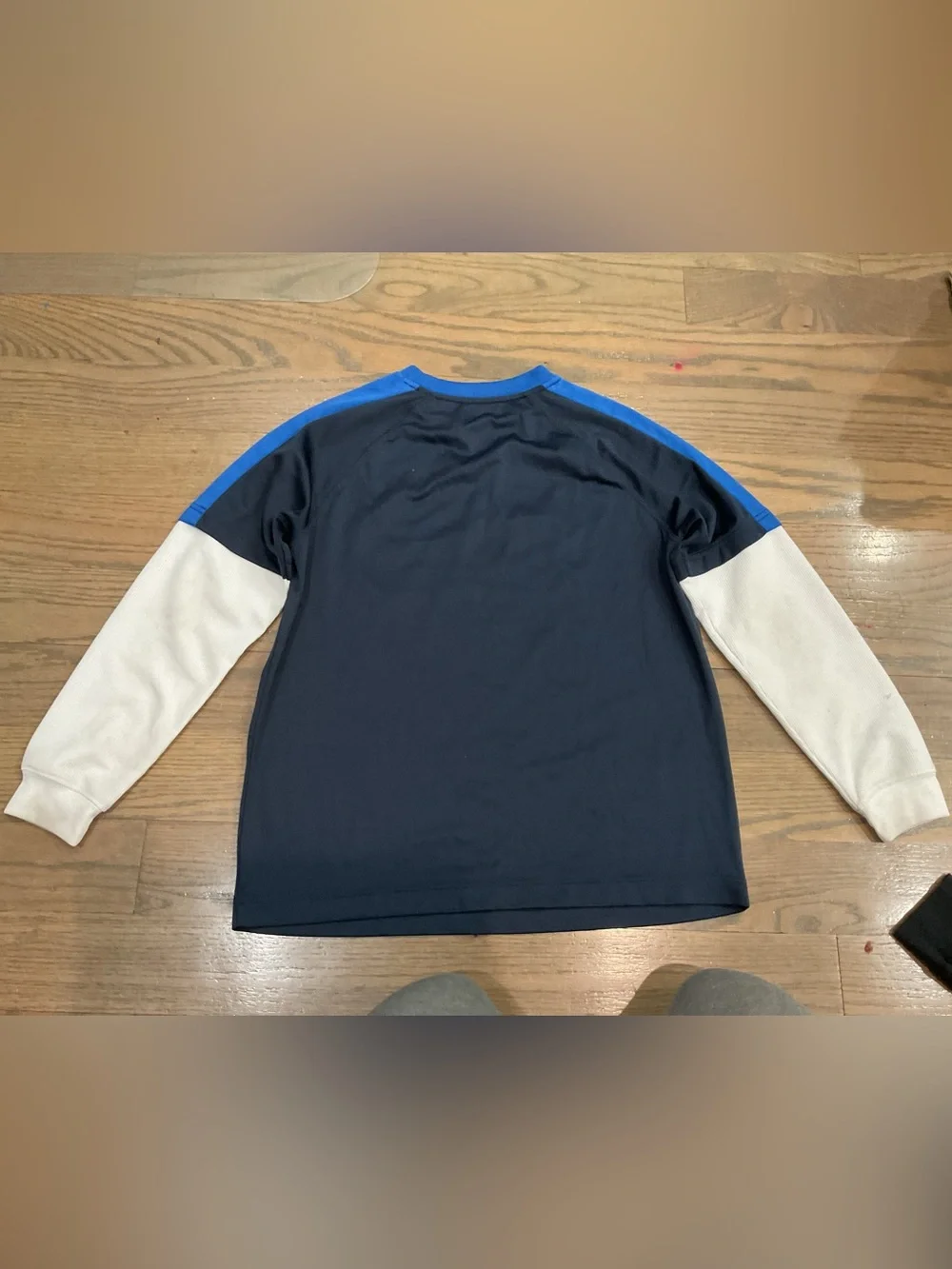 Old Navy Boys Sporty Long Sleeve Shirt Size L (10/12) Number 15 Graphic